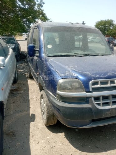 Fiat Doblo 2002, 182,635 km - 1.9 l - Bakı