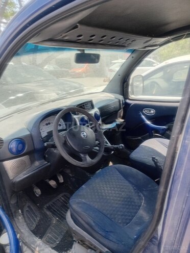 Fiat Doblo 2002, 182,635 km - 1.9 l - Bakı