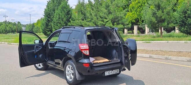 Toyota RAV4-5