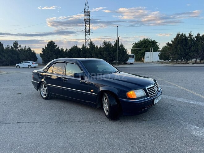 Mercedes C 200 d 1999, 525,000 km - 2.2 l - Sumqayıt