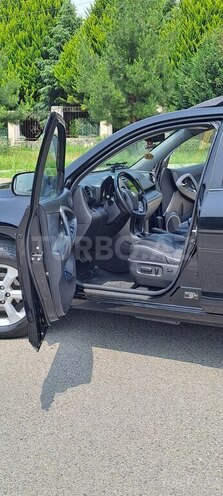 Toyota RAV4-19