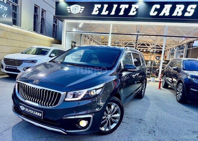 Kia Carnival-4