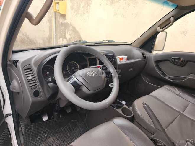 Hyundai H 100 2014, 235,840 km - 2.6 l - Bakı