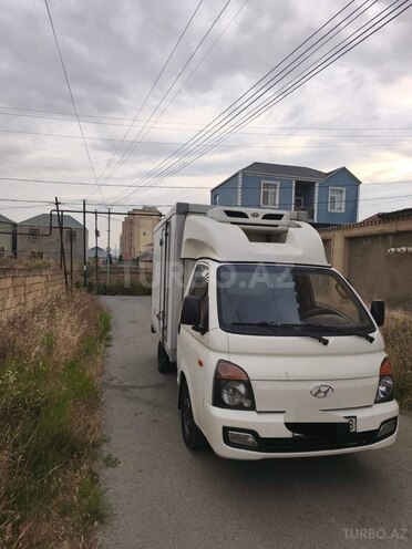 Hyundai H 100 2014, 235,840 km - 2.6 l - Bakı