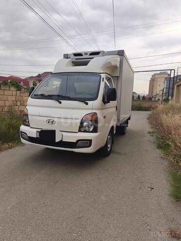 Hyundai H 100 2014, 235,840 km - 2.6 l - Bakı