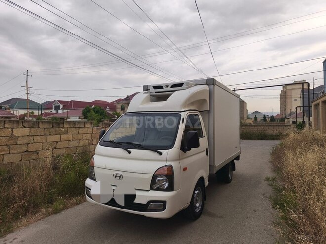 Hyundai H 100 2014, 235,840 km - 2.6 l - Bakı