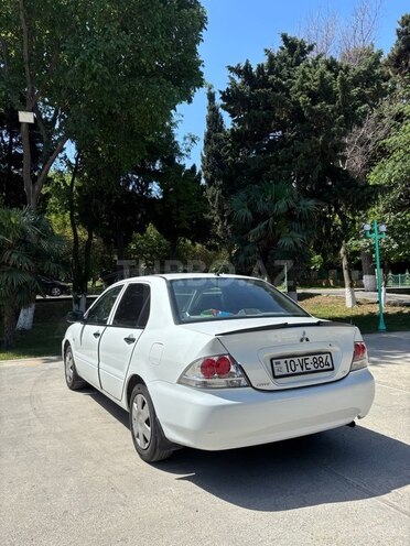 Mitsubishi Lancer 2006, 320,000 km - 1.3 l - Bakı