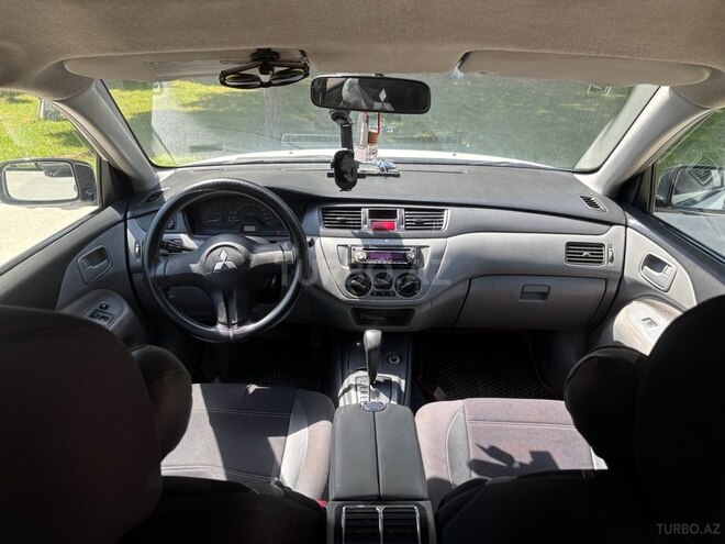 Mitsubishi Lancer 2006, 320,000 km - 1.3 l - Bakı