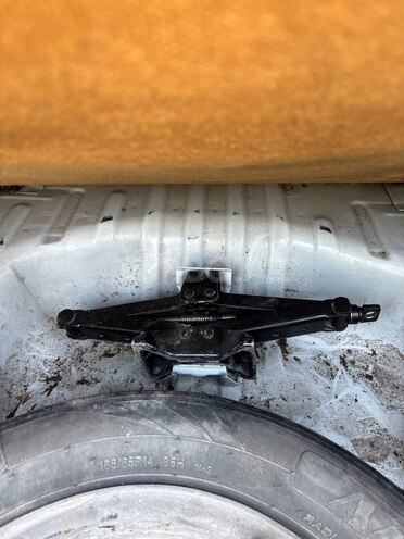 Mitsubishi Lancer 2006, 320,000 km - 1.3 l - Bakı