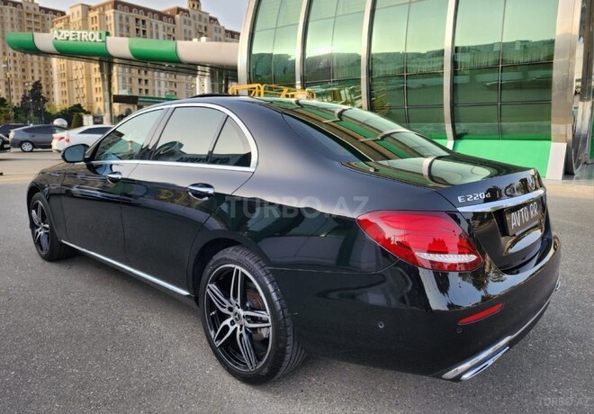 Mercedes E 220 d 2017, 140,000 km - 2.2 l - Bakı