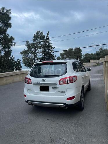 Hyundai Santa Fe-3