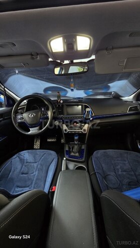Hyundai Elantra 2017, 119,800 km - 2.0 л - Bakı