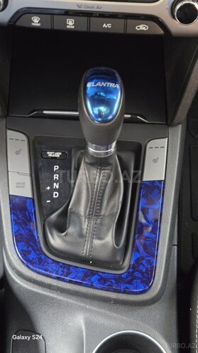 Hyundai Elantra 2017, 119,800 km - 2.0 л - Bakı