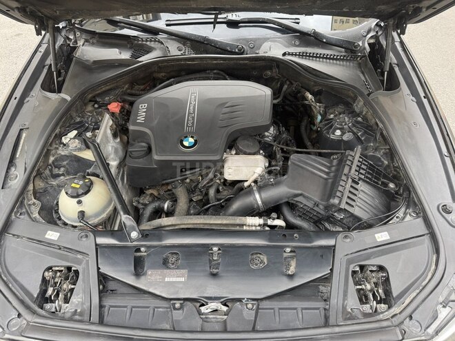 BMW 528 2015, 335,000 km - 2.0 l - Bakı