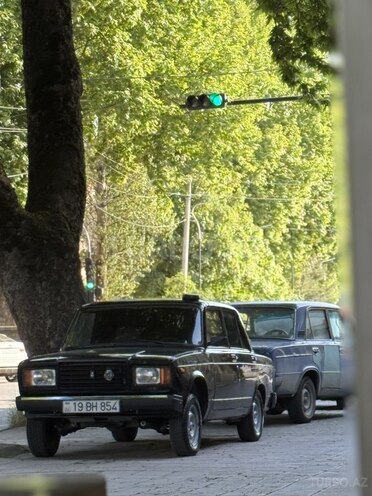 LADA (VAZ) 2107 2010, 99,000 km - 1.6 l - İsmayıllı