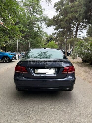 Mercedes E 250 4MATIC 2013, 283,000 km - 2.2 l - Bakı