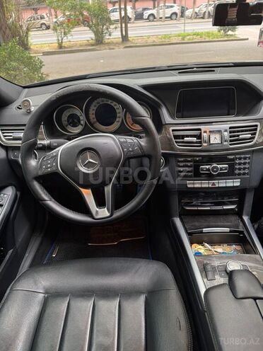Mercedes E 250 4MATIC 2013, 283,000 km - 2.2 l - Bakı