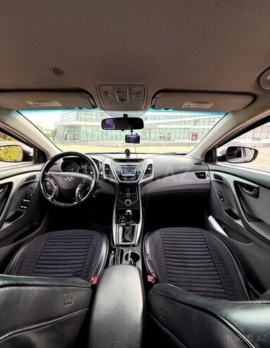 Hyundai Elantra 2015, 294,510 km - 1.8 л - Xaçmaz