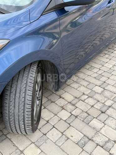 Hyundai Elantra 2015, 294,510 km - 1.8 л - Xaçmaz