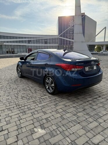 Hyundai Elantra 2015, 294,510 km - 1.8 л - Xaçmaz