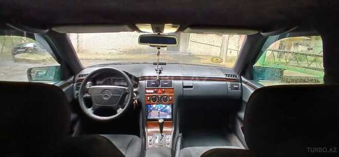 Mercedes E 230 1995, 493,000 km - 2.3 l - Bakı