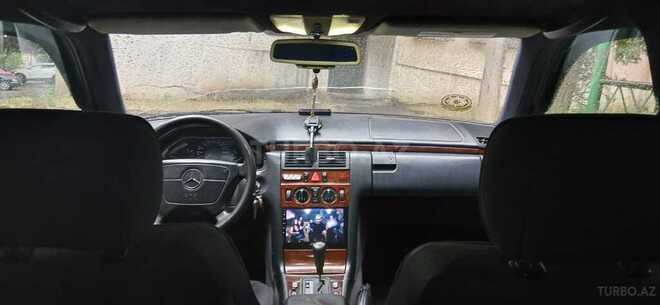 Mercedes E 230 1995, 493,000 km - 2.3 l - Bakı