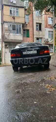 Mercedes E 230 1995, 493,000 km - 2.3 l - Bakı