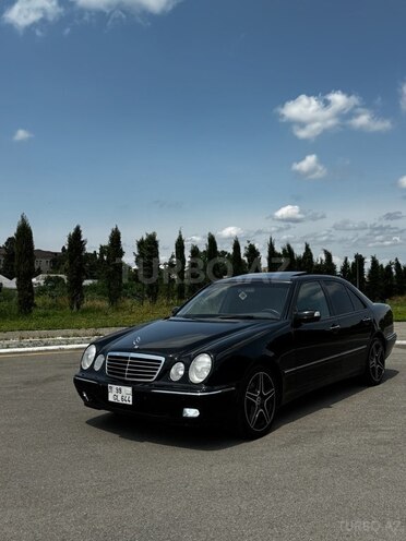 Mercedes E 320 2001, 331,000 km - 3.2 l - Gəncə