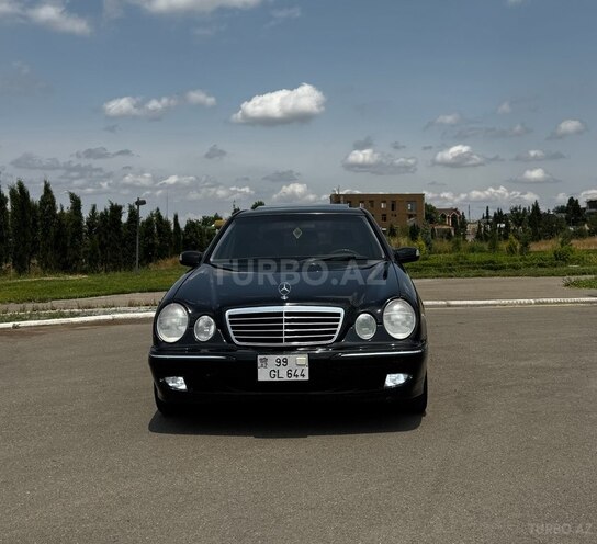 Mercedes E 320 2001, 331,000 km - 3.2 l - Gəncə