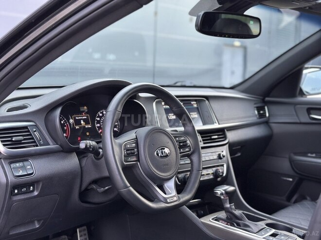 Kia Optima-11