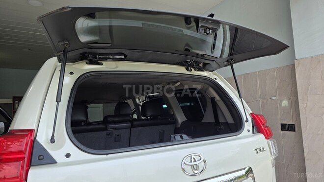 Toyota Land Cruiser Prado 2010, 260,000 km - 2.7 l - Şəki