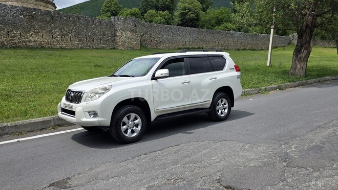 Toyota Land Cruiser Prado 2010, 260,000 km - 2.7 l - Şəki