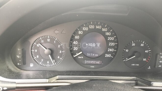 Mercedes E 200 d 2008, 260,100 km - 2.2 l - Bakı