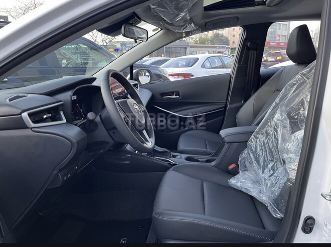 Toyota Corolla 2024, 20,000 km - 1.8 l - Bakı