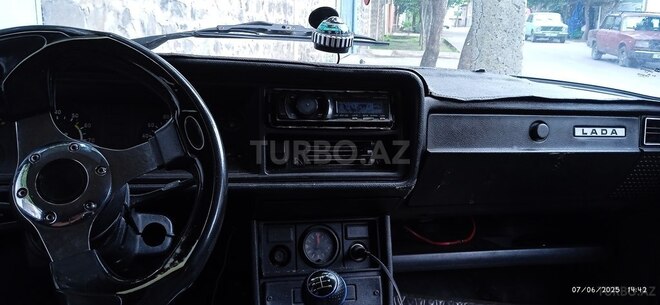 LADA (VAZ) 2107 2010, 31,767 km - 1.6 l - Qax