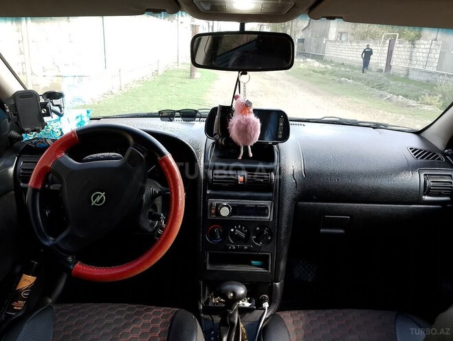 Opel Astra 1998, 222,222 km - 1.6 л - Ucar