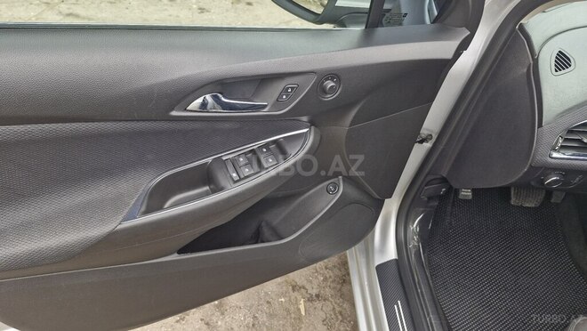 Chevrolet Cruze 2018, 211,000 km - 1.4 l - Bakı