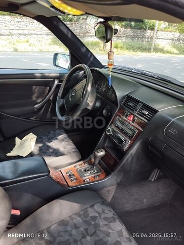 Mercedes C 200 1998, 320,000 km - 2.0 l - Şəki