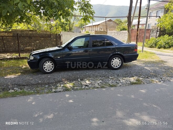 Mercedes C 200 1998, 320,000 km - 2.0 l - Şəki