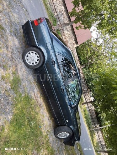 Mercedes C 200 1998, 320,000 km - 2.0 l - Şəki