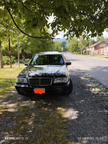 Mercedes C 200 1998, 320,000 km - 2.0 l - Şəki