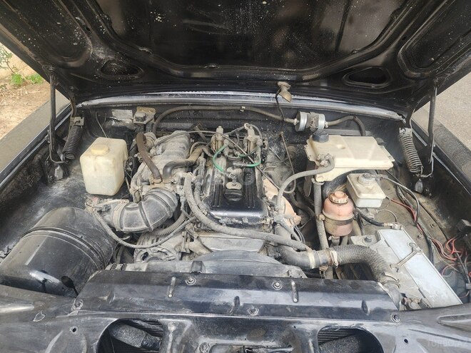 GAZ 24 1988, 84,000 km - 2.5 l - Bakı