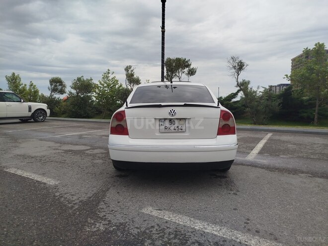 Volkswagen Passat-6
