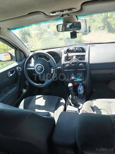 Renault Megane 2007, 310,000 km - 1.5 l - 