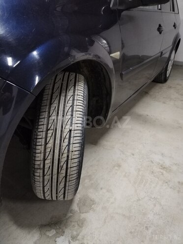 Renault Megane 2007, 310,000 km - 1.5 l - 