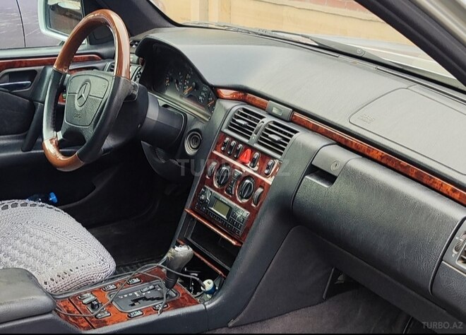 Mercedes E 280 1997, 340,000 km - 2.8 l - Bakı