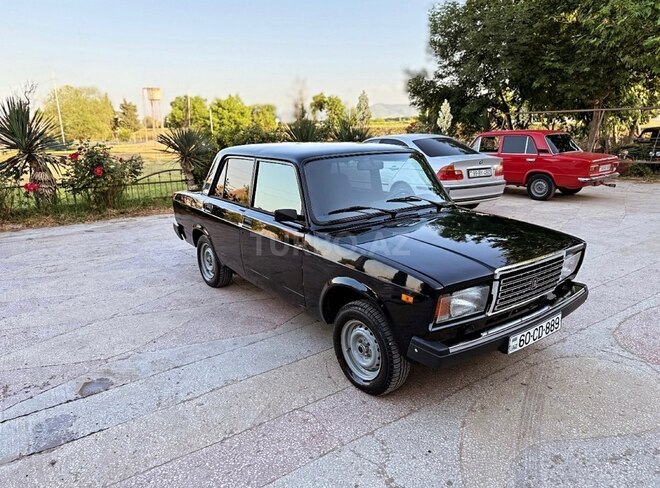 LADA (VAZ) 2107 2011, 15,000 km - 1.6 л - Tovuz