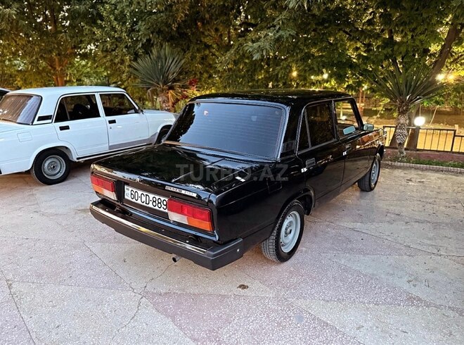 LADA (VAZ) 2107 2011, 15,000 km - 1.6 л - Tovuz