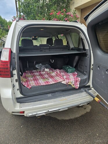 Toyota Land Cruiser Prado 2013, 140,000 km - 2.7 l - Bakı