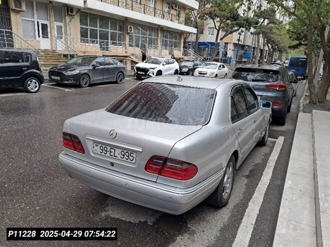 Mercedes E 240 1998, 400,000 km - 2.4 l - Bakı